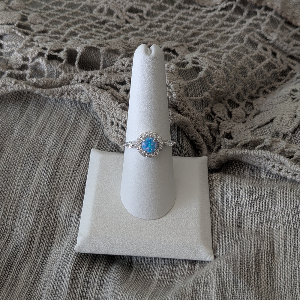 Elegant Silver and Blue Fire Opal Gemstone Ring